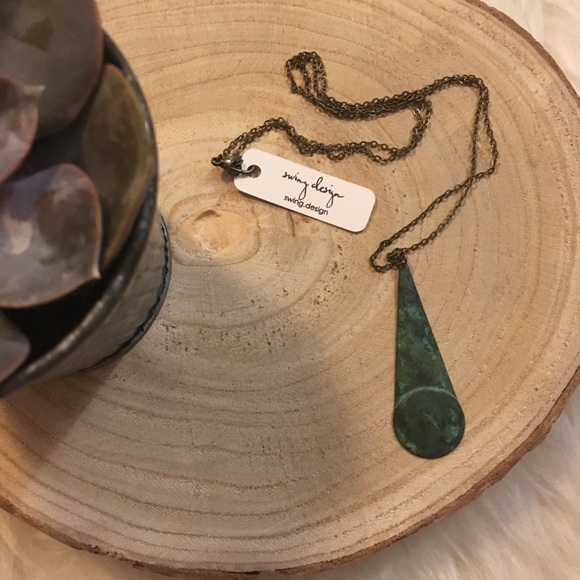 Vintage Patina Long Pendant Necklace 📿 - Picture 2 of 5